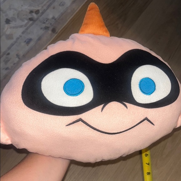 Superhero Plush Toy with Blue Eyes - Picture 3 of 3